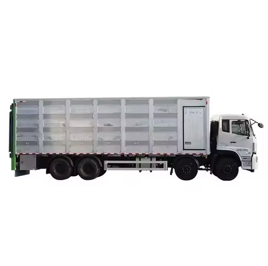 Heavy Duty 8x4 Livestock Truck 465HP