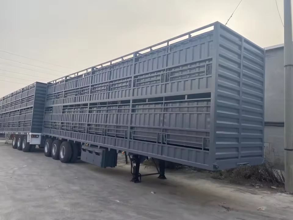 3 Axle Livestock Truck Animal Transport Semi-Trailer