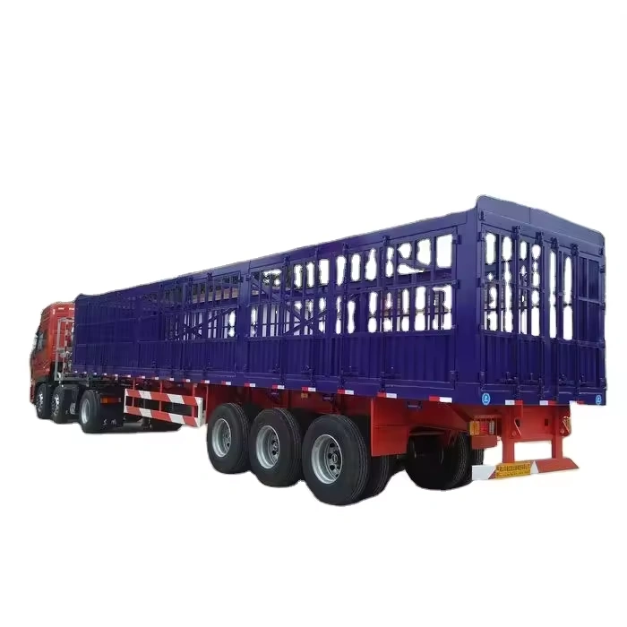 3-Axle Fence Semi-Trailer Livestock Truck for Animal