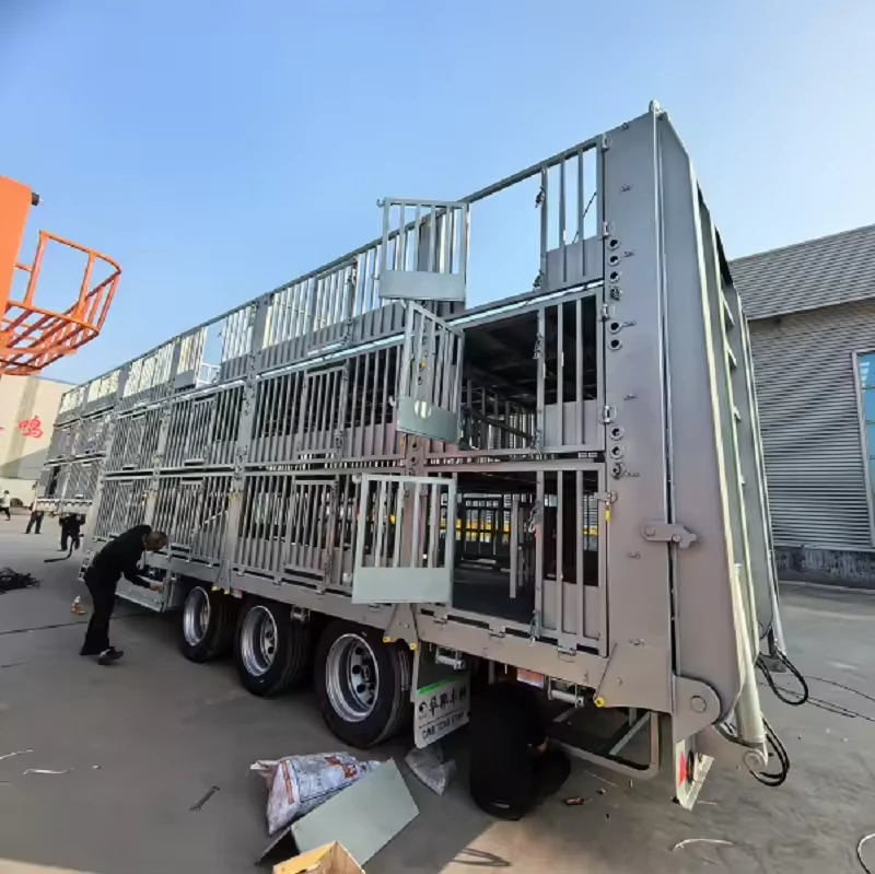 Fence Livestock Truck for Animal Transport Semi-Trailer