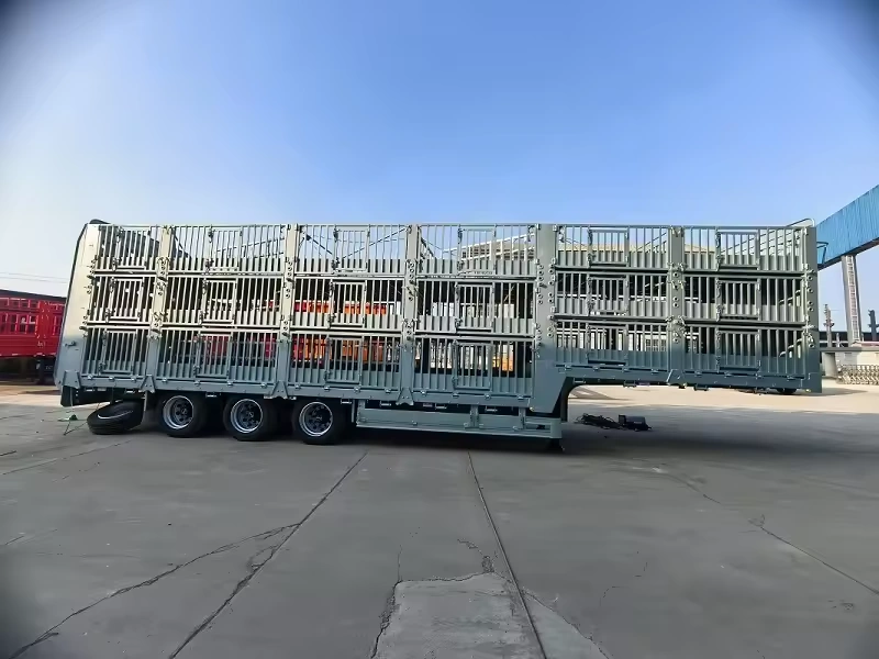 Fence Livestock Truck for Animal Transport Semi-Trailer